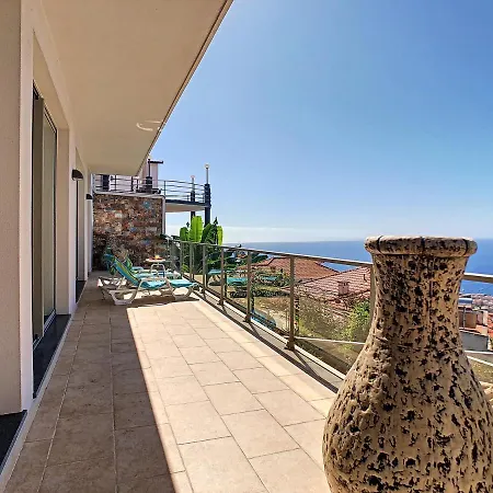 Moniz - Jacuzzi Sea View By Lovelystay