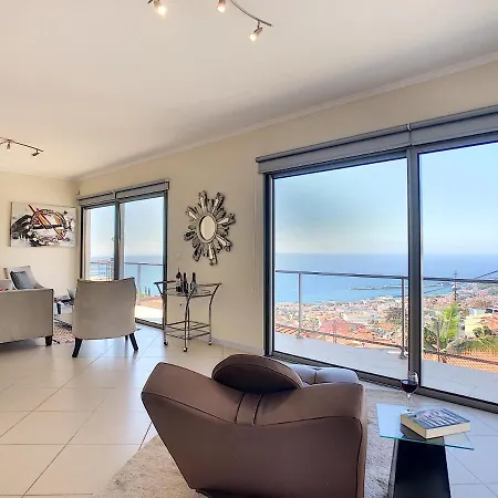 Moniz By Lovelystay *