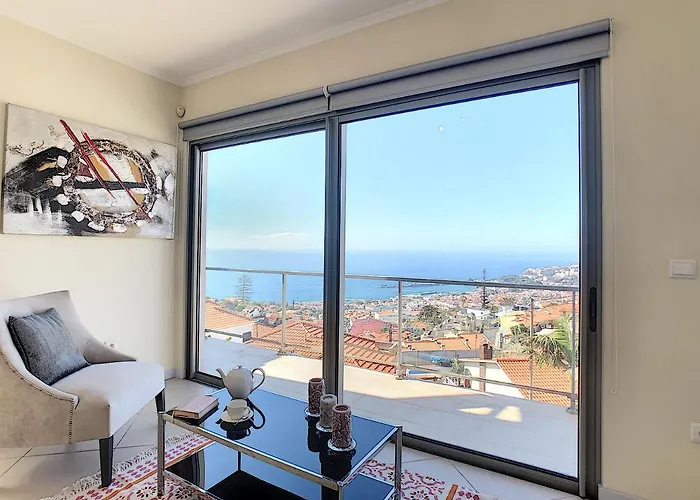 Villa Moniz By Lovelystay