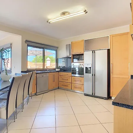 ヴィラ Moniz By Lovelystay