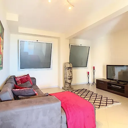 ヴィラ Moniz By Lovelystay *